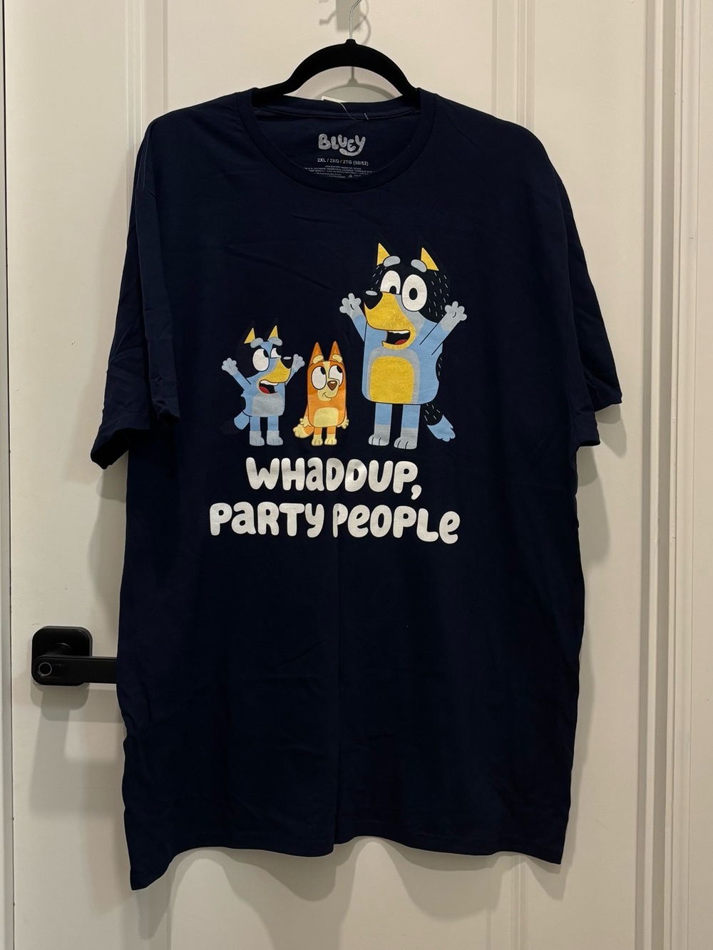 2/$24 💥🆕 Bluey “Whaddup Party People” Unisex Graphic T-Shirt | Size 2XL | 4518